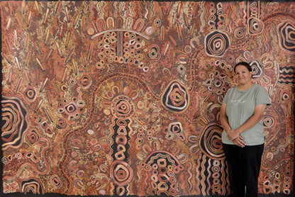 Family, Past & Present (Waltja-Irititja-Munu Waltja-Kuwaritja) Painting